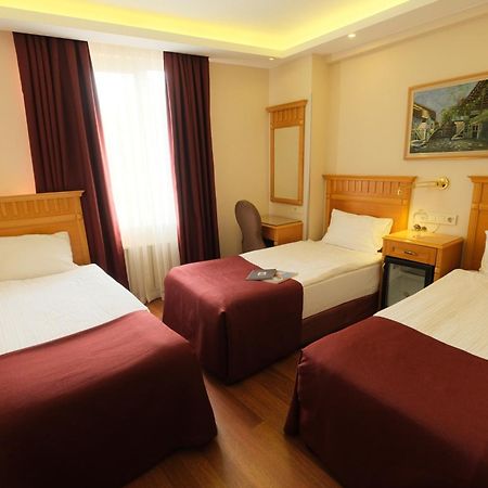 Park Star Hotel Taksim Istanboel Buitenkant foto