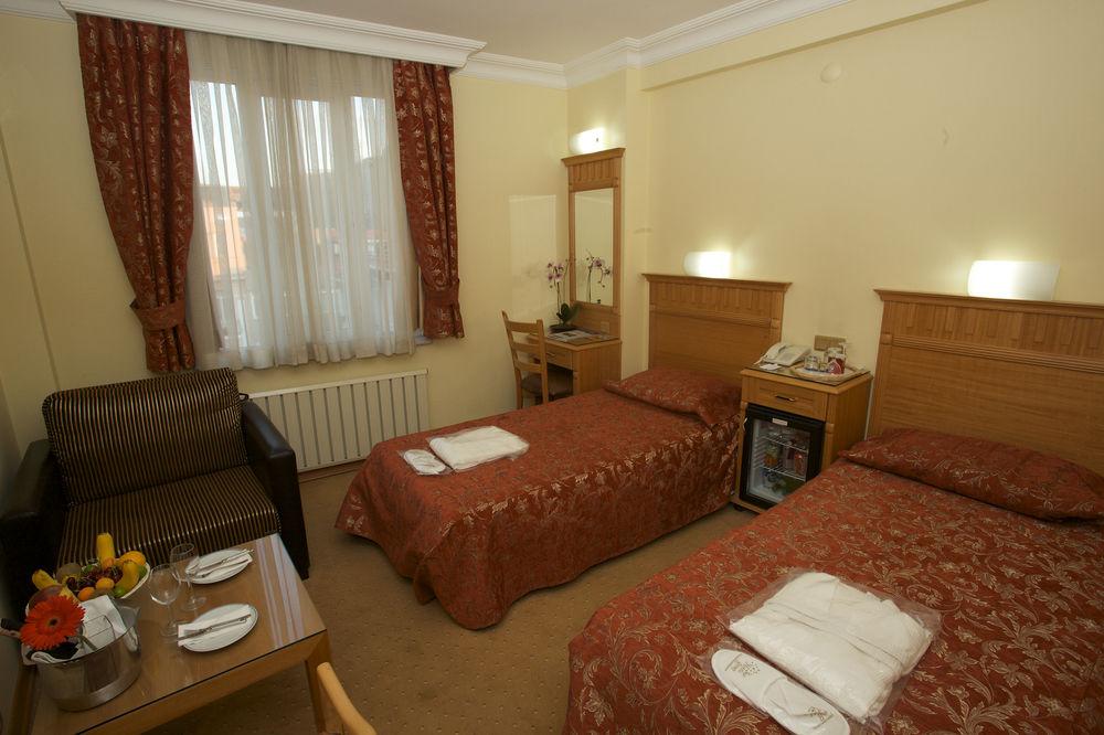 Park Star Hotel Taksim Istanboel Buitenkant foto