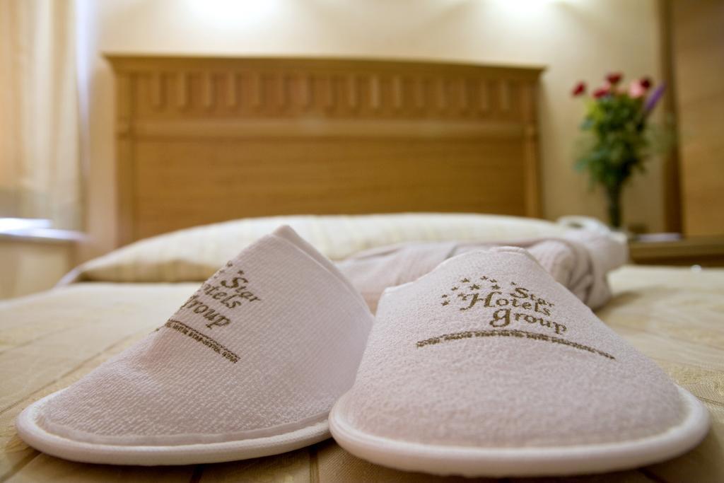 Park Star Hotel Taksim Istanboel Buitenkant foto