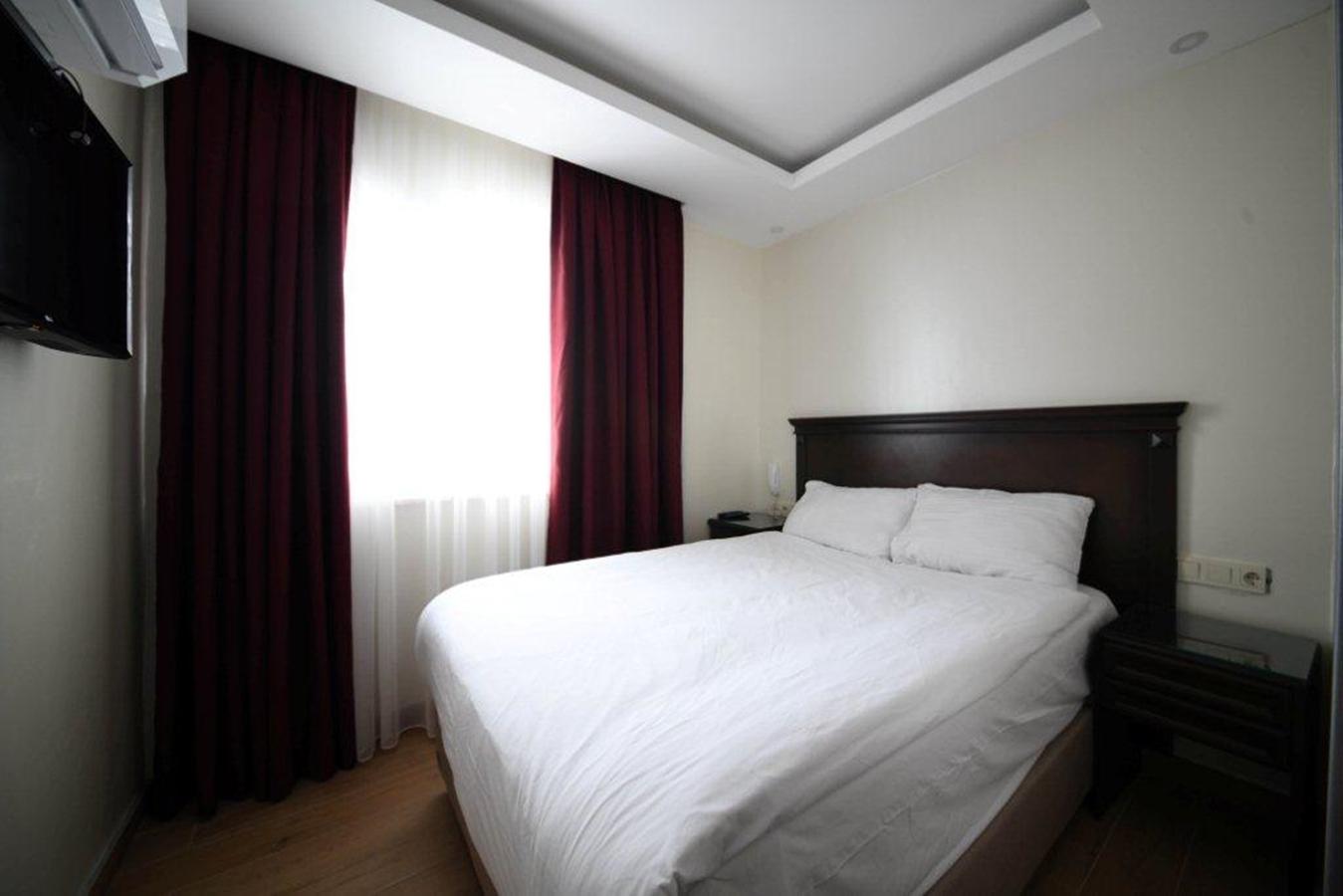 Park Star Hotel Taksim Istanboel Buitenkant foto