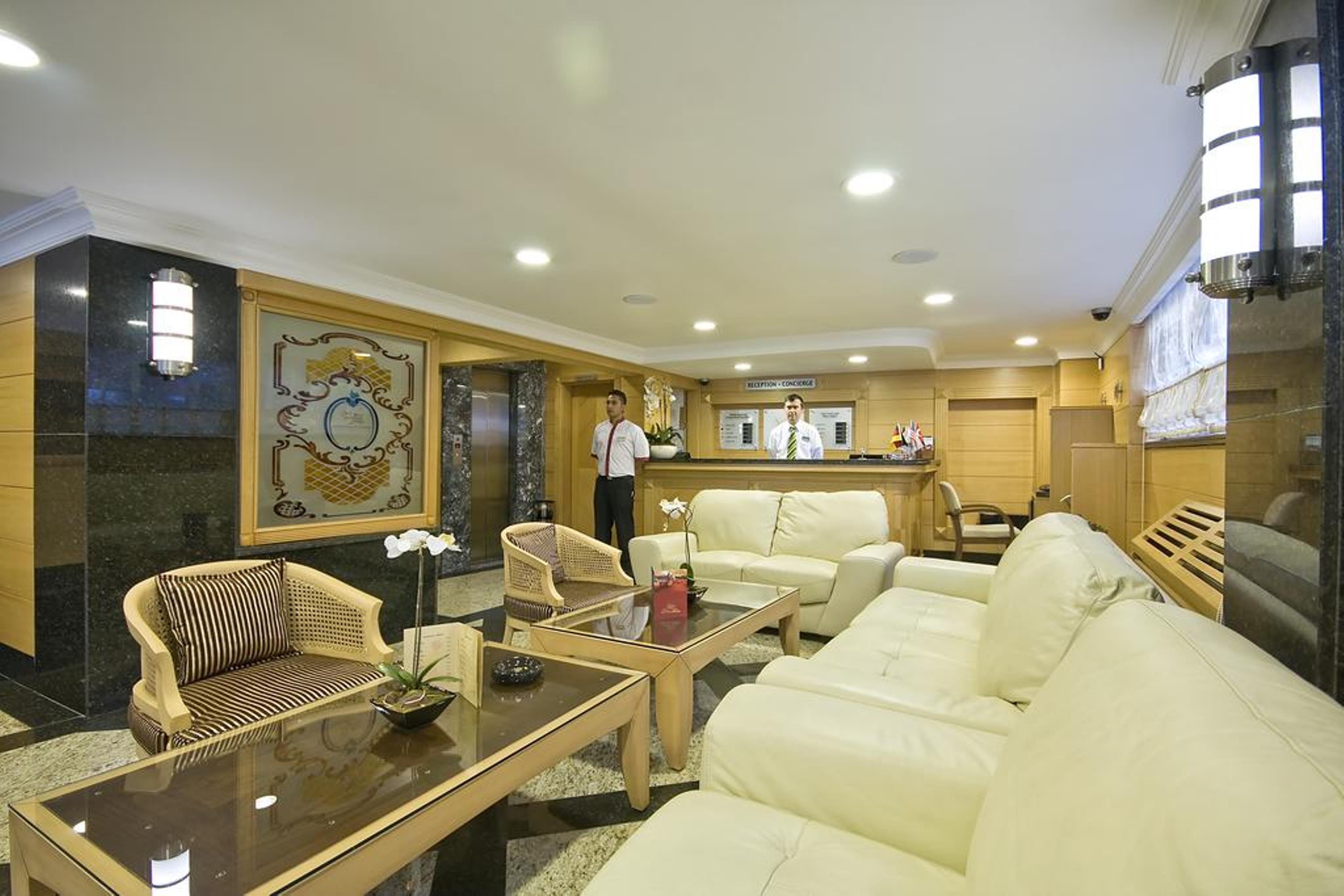 Park Star Hotel Taksim Istanboel Buitenkant foto
