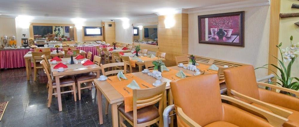Park Star Hotel Taksim Istanboel Buitenkant foto