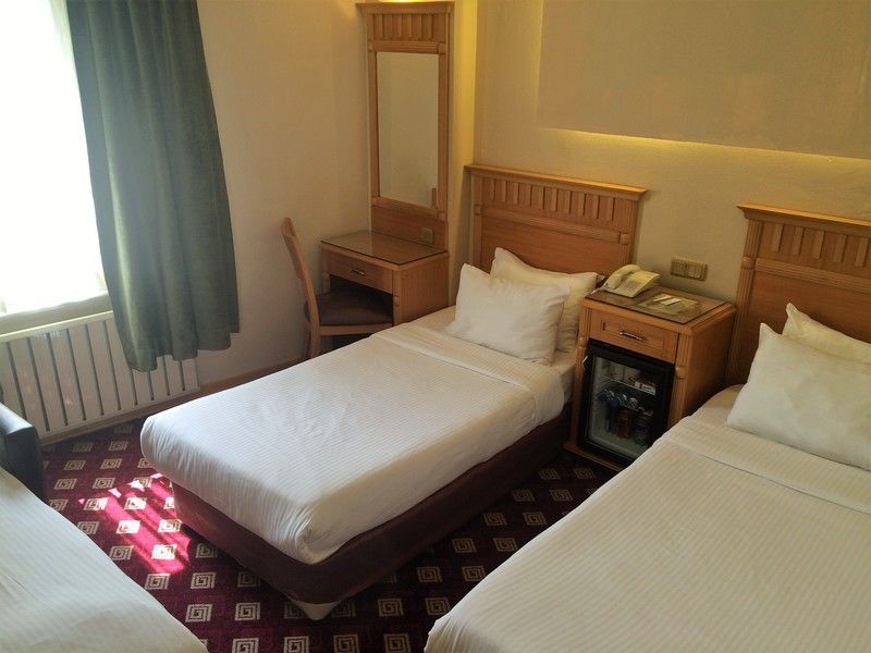 Park Star Hotel Taksim Istanboel Buitenkant foto