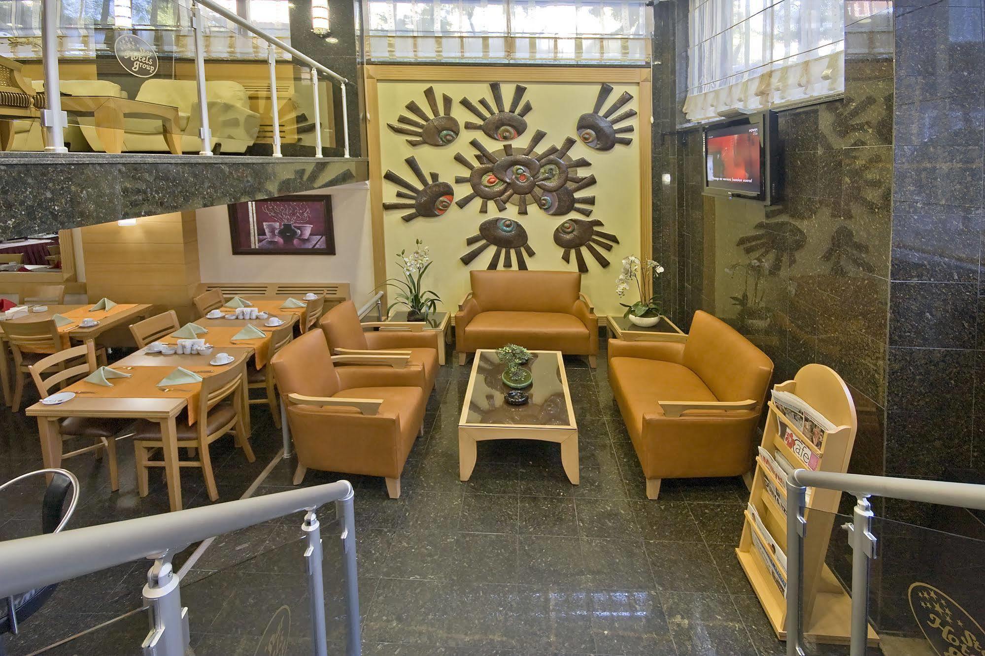 Park Star Hotel Taksim Istanboel Buitenkant foto